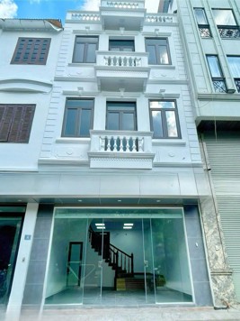 Chính chủ cho thuê nhà 3,5 tầng phố Đội Cấn, Ba Đình